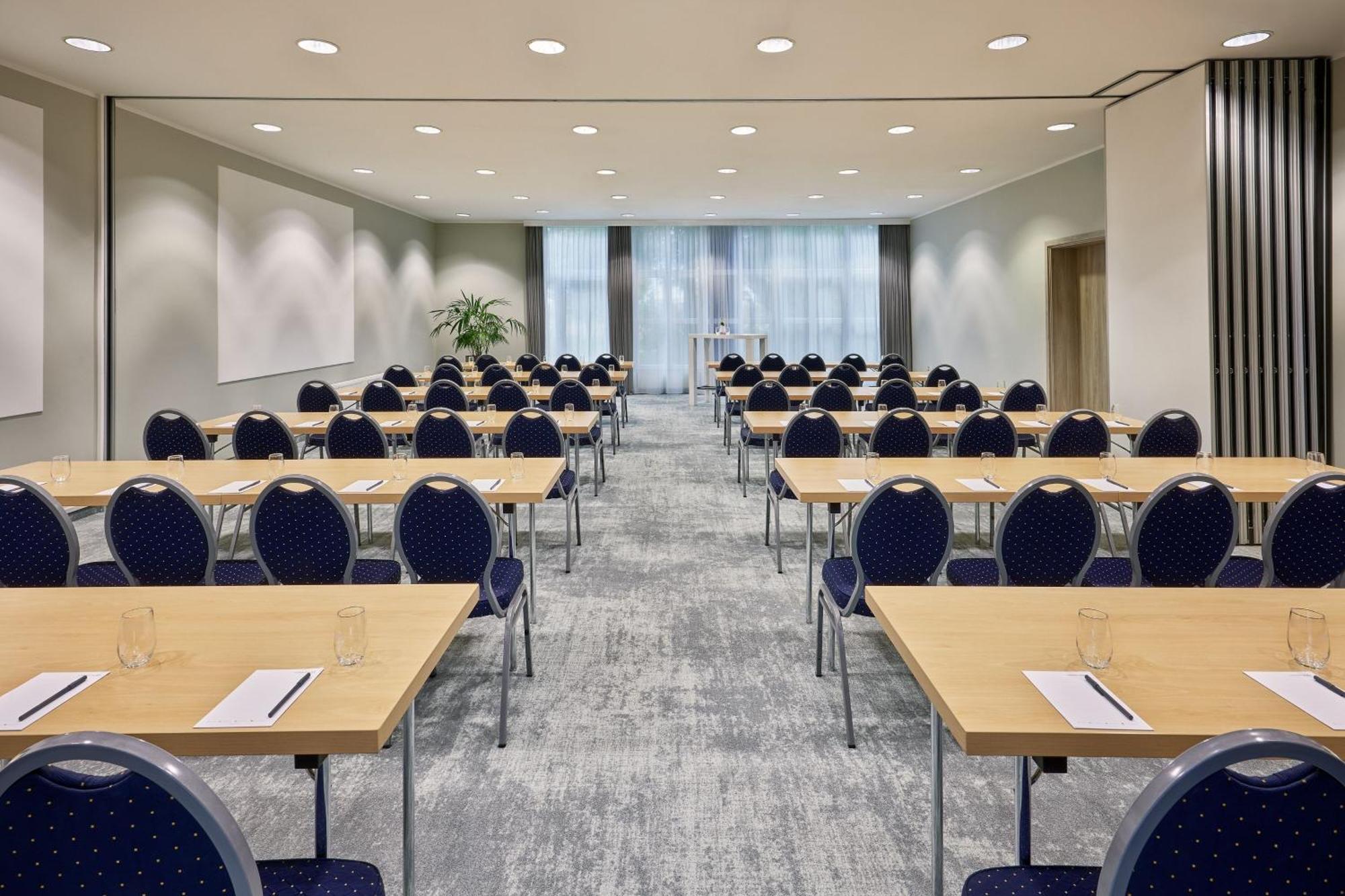 Hotel Courtyard By Marriott Dortmund Extérieur photo